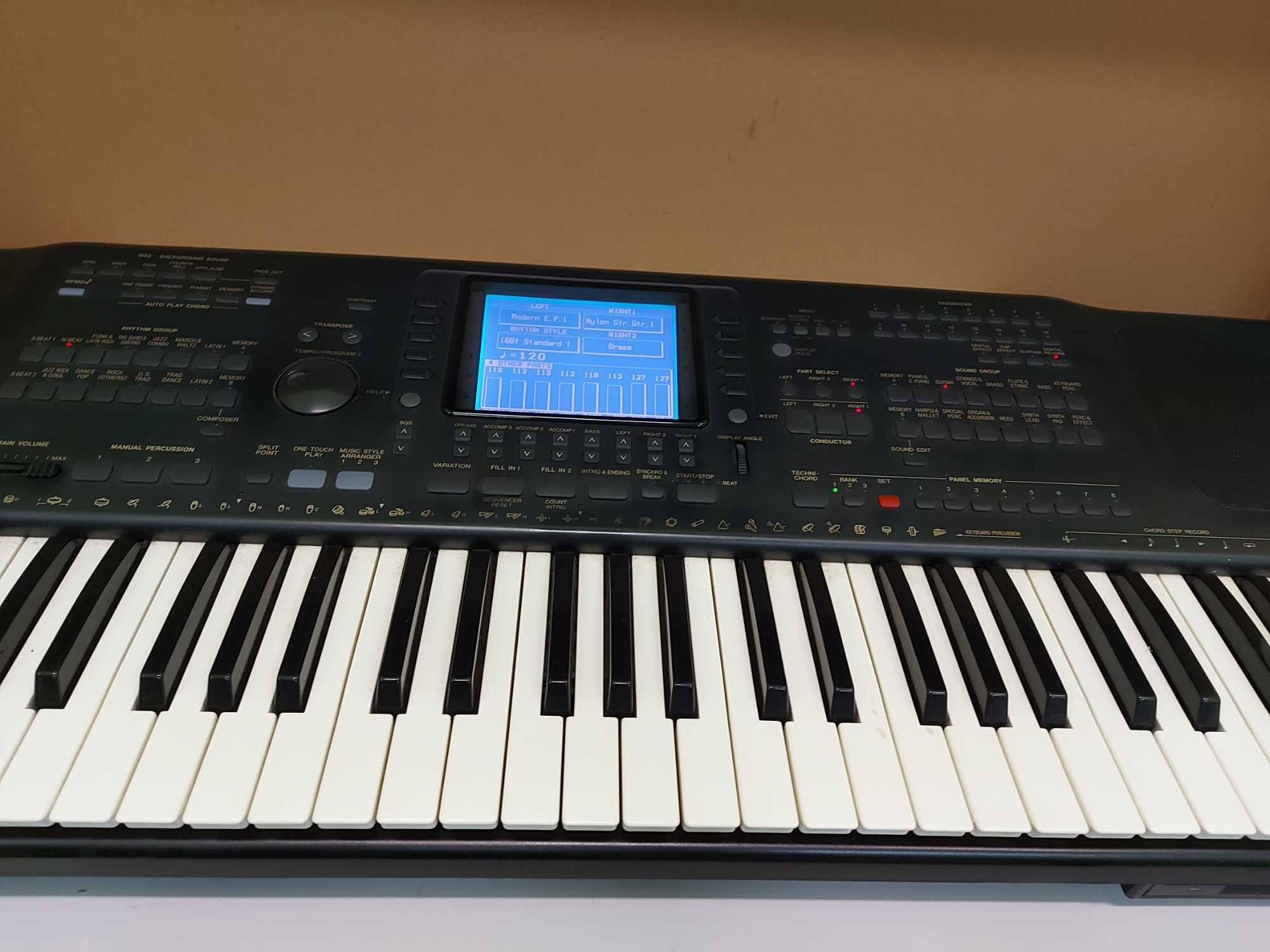 keyboard Technics KN2000