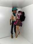 monster high schools out draculaura i clawd
