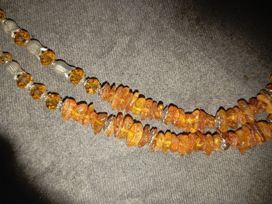 Янтарние буси  нові