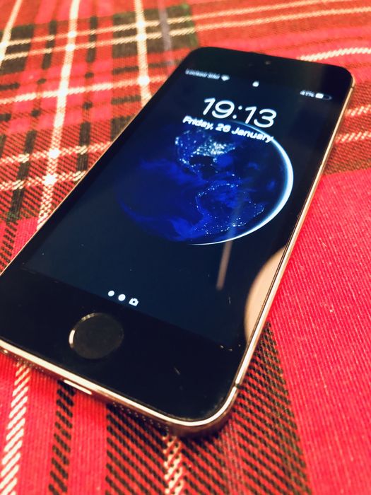 iPhone 5S - Preto - MEO