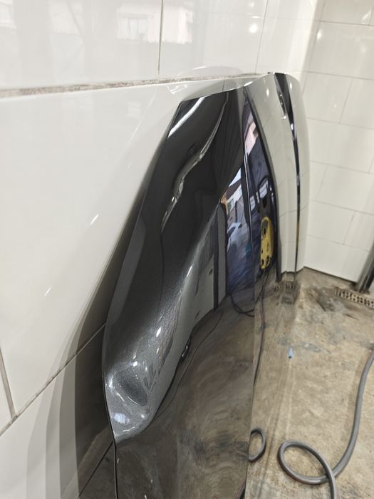 Капот BMW 5 i5 g60