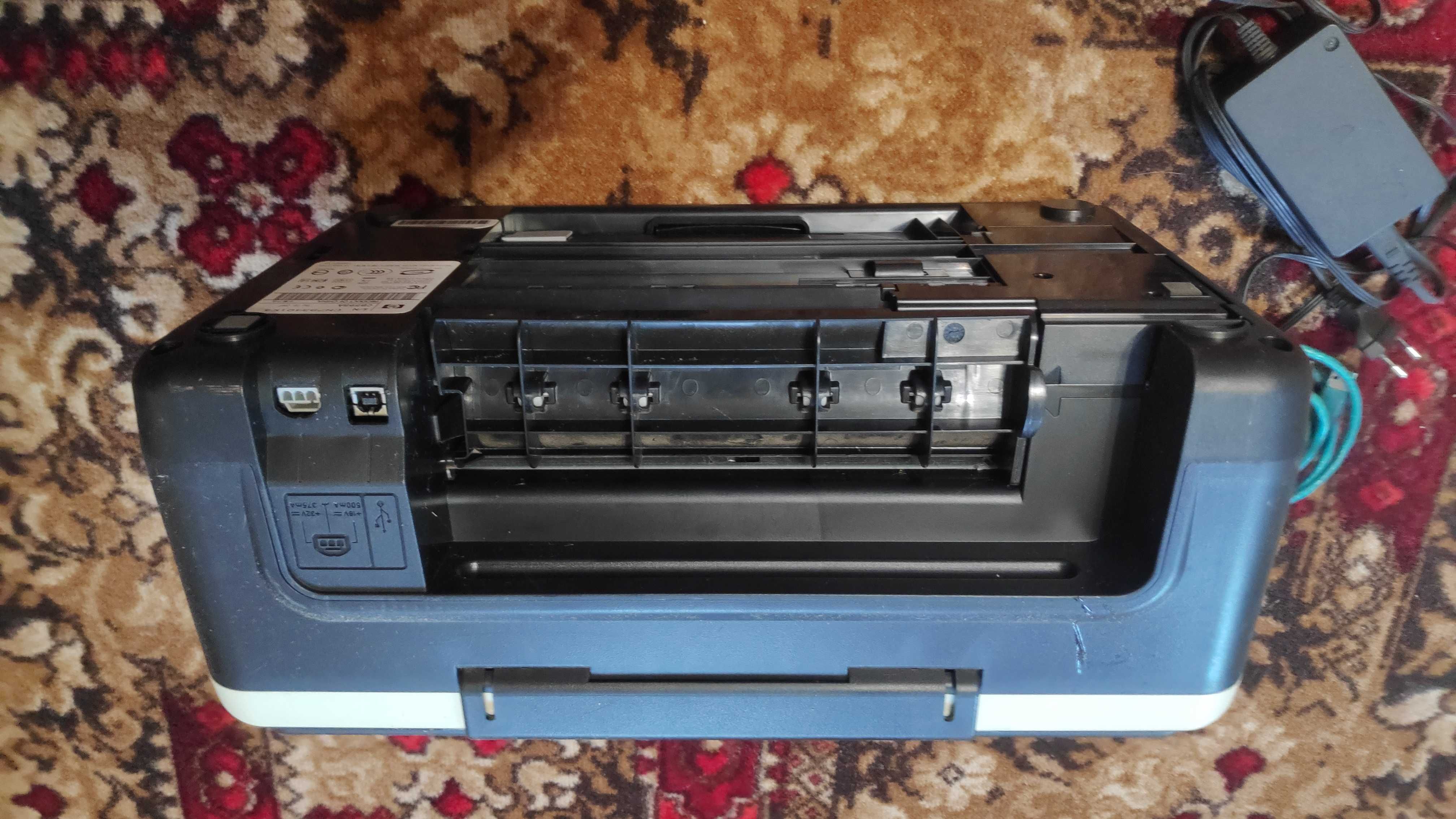 Принтер МФУ HP CB595A