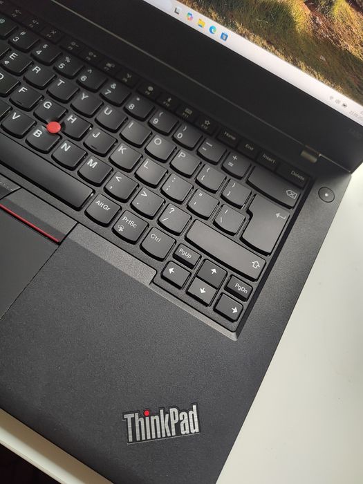 Najmocniejszy Lenovo T480 i7/NVIDIA MX150/16GB RAM/SSD 256GB/idealny