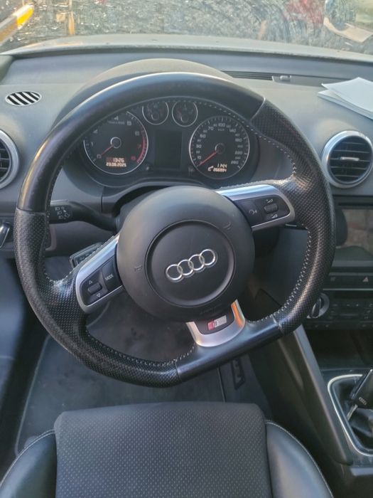 Audi A3 8P A4 B6 B7 A6 C6 kierownica multifunkcja trójramienna ścięta