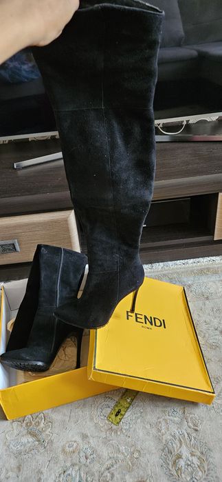 Замшеві ботфорди 37 розмір Італія