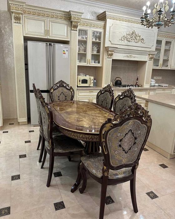 Продам стол 6 стульев