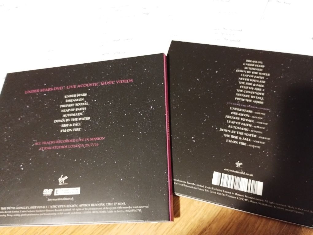 Amy Macdonald Under stars box