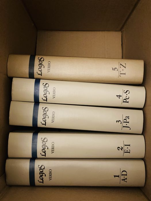 Vendo livros à caixa