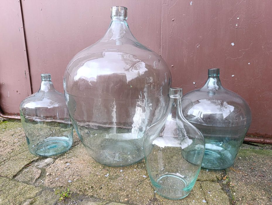 Oddam za darmo butle na wino