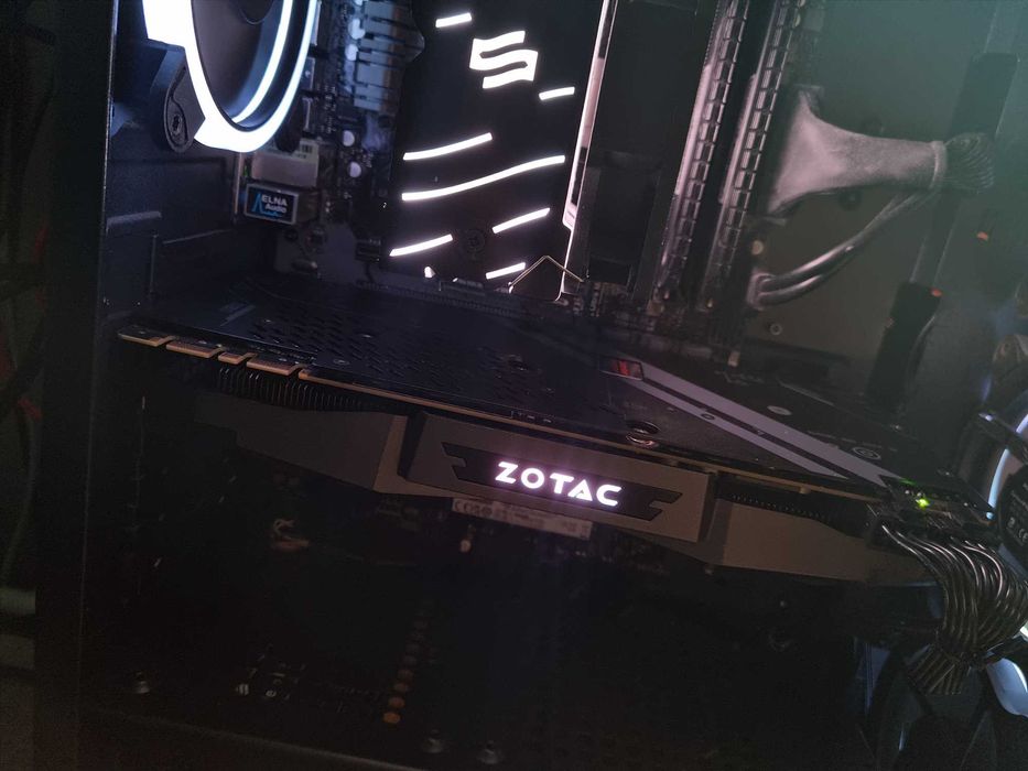 Karta graficzna Zotac AMP GTX 1070 8GB