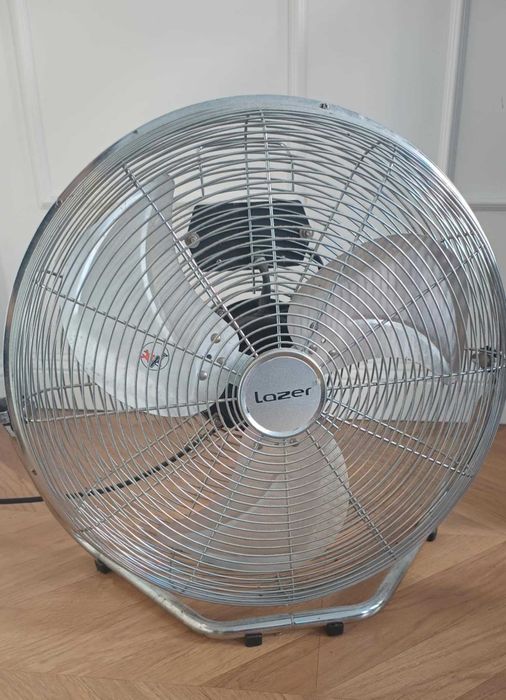 Wiatrak podłogowy Lazer 50 cm metalowy