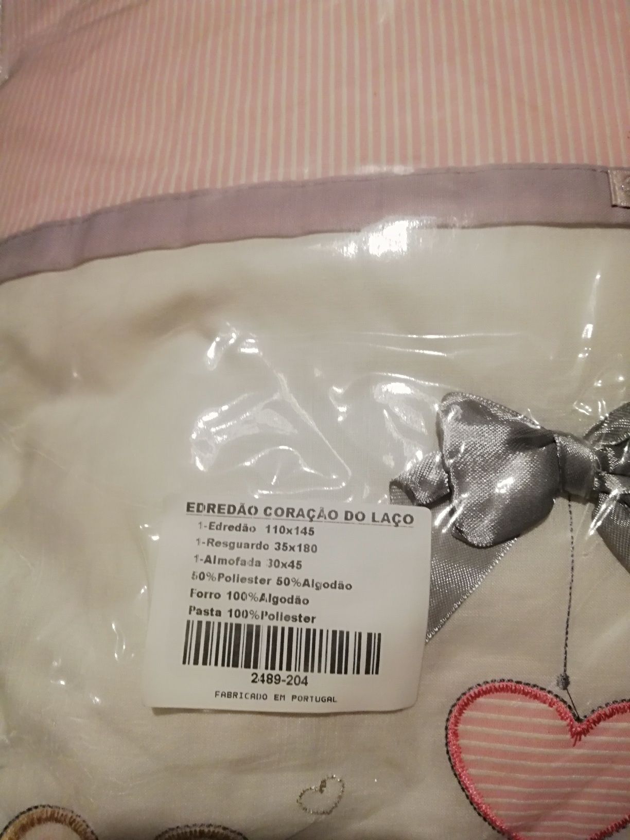 Edredão e lençóis berço