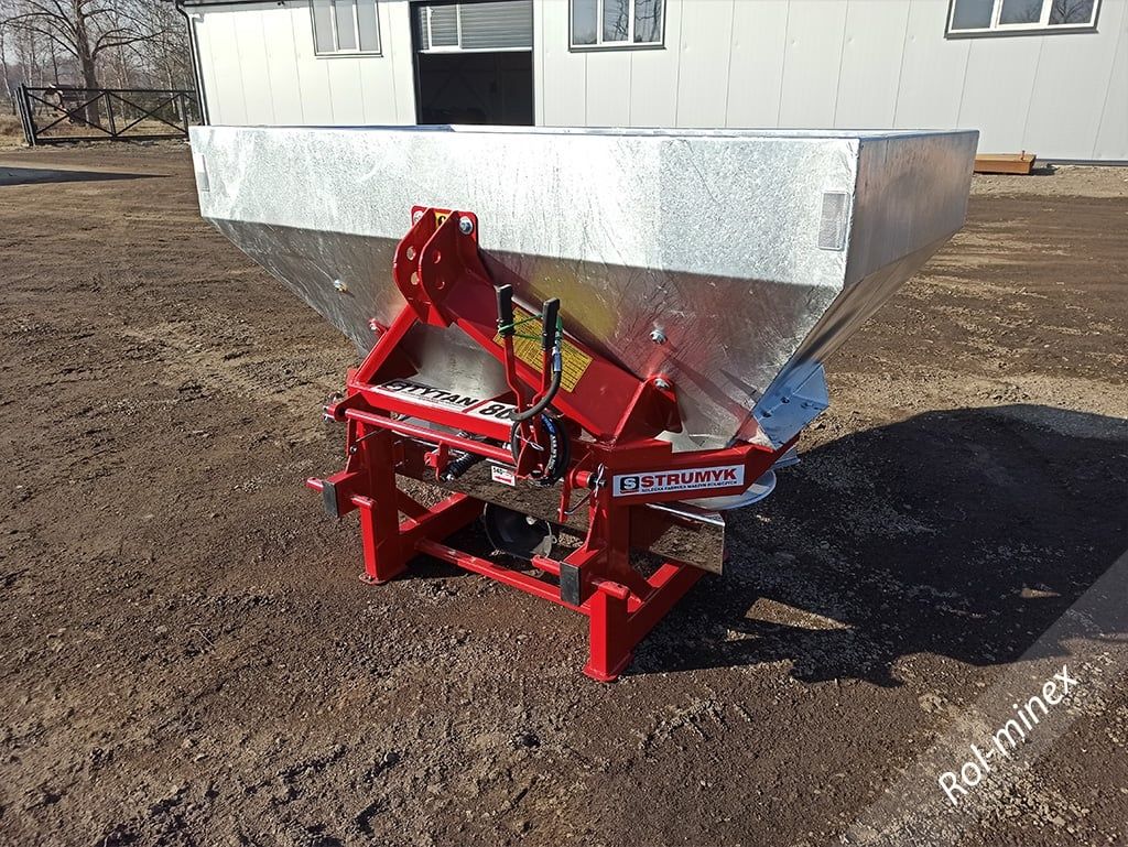 Rozsiewacz do nawozów STRUMYK Tytan Hydraulika + plandeka TRANSPORT