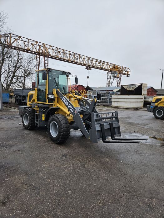 Фронтальний навантажувач Everun ER26ECO