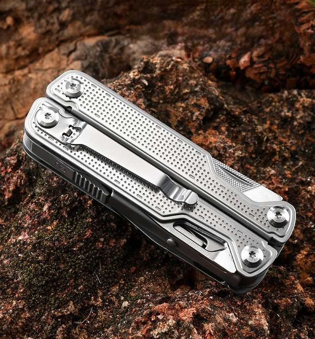 Мультитул 25-в-1 із нержавіючої сталі нейлоновим чохлом набіром біт