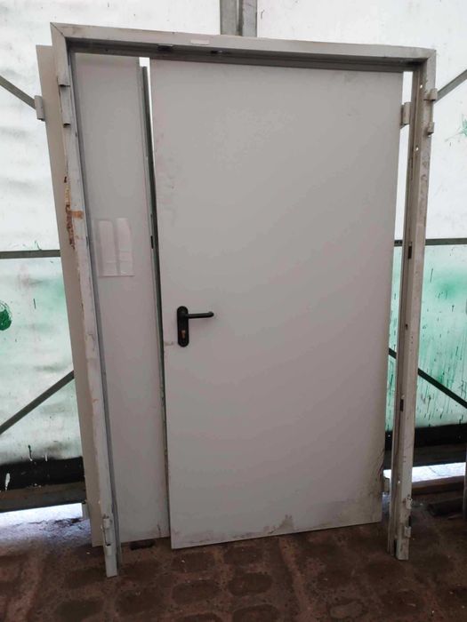 Drzwi metalowe pożarowe ościeżnica 0,5-0,9-1,25m futryna komórka