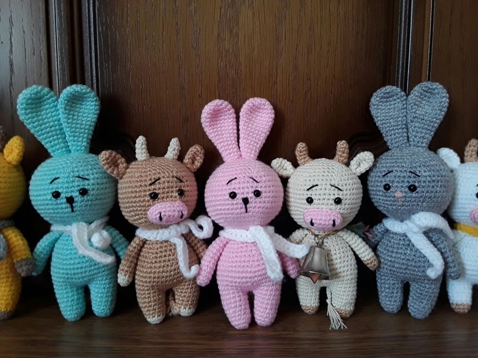 Вязаный брелок микки маус мини зайчик зайка маус