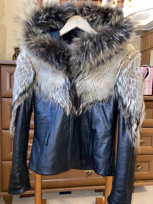 Куртка кожа , мех - волк ( 46 р, L)