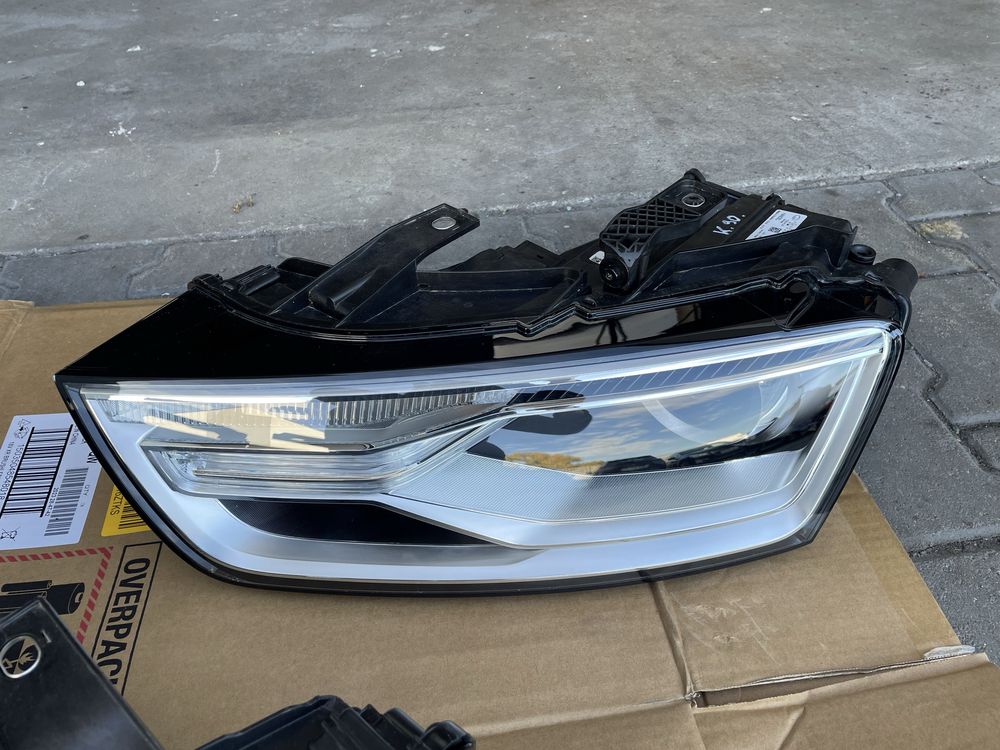 Lampa Lewa Prawa Bi-Xenon LED Audi Q3 8U0 LIFT