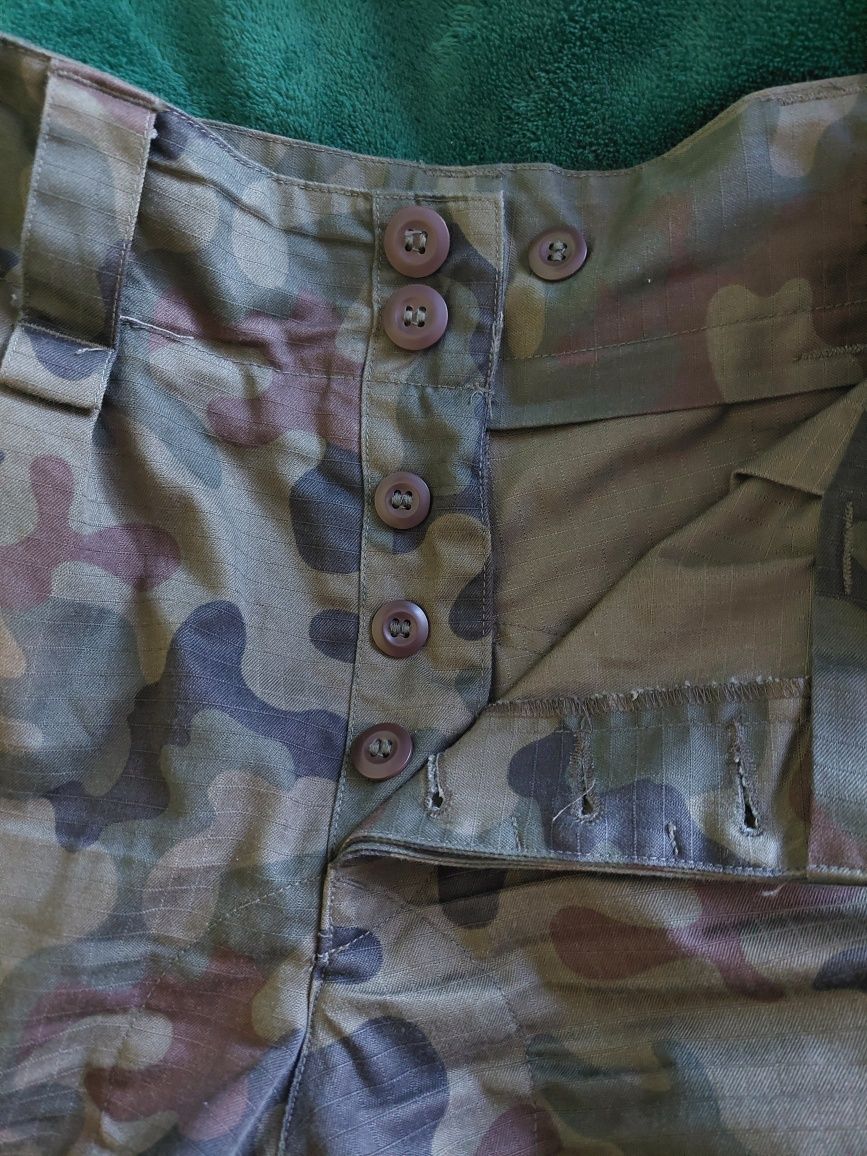 mundur wojskowy 2010