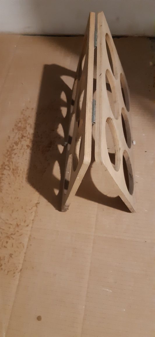 Stojaki na butelki 4 szt.na 21 butelek