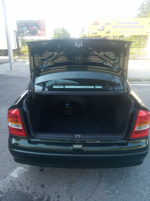 Opel Astra 2000 рік