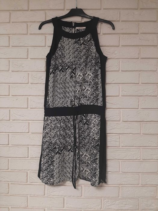 Sukienka na lato uniwersalna