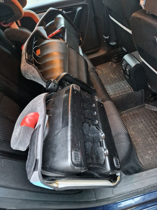 Дитяче автомобільне автокрісло Рекаро Recaro Monza