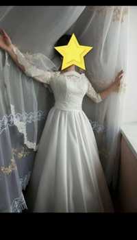Весільне плаття атласне