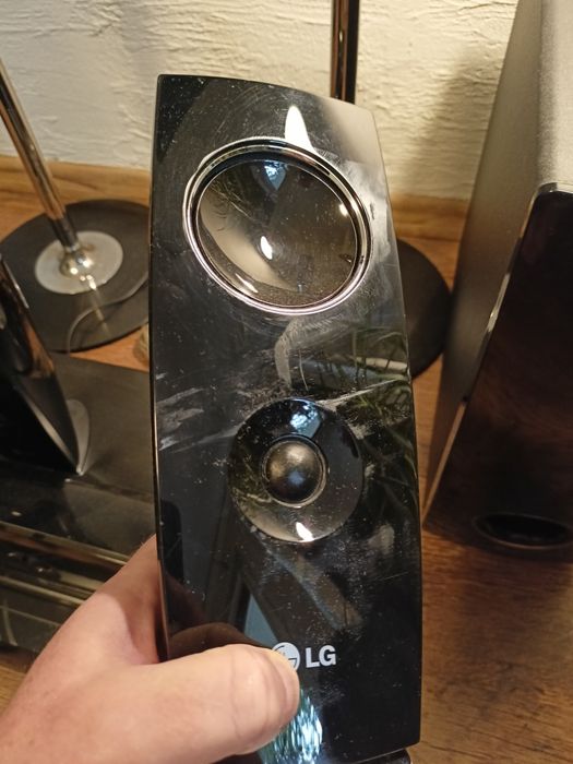 Kino domowe LG używane.