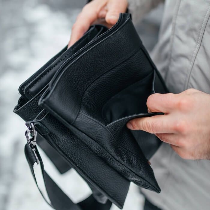 Качественная мужская кожаная сумка Канзас черная барсетка через плечо.