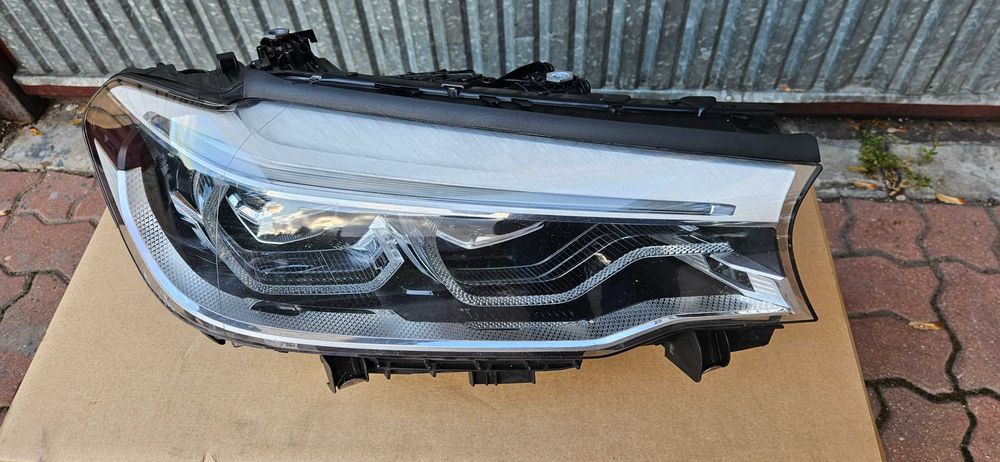Lampa do  BMW 5 G30 G31 M5 F90 Reflektor  Adaptive  Led  USA
