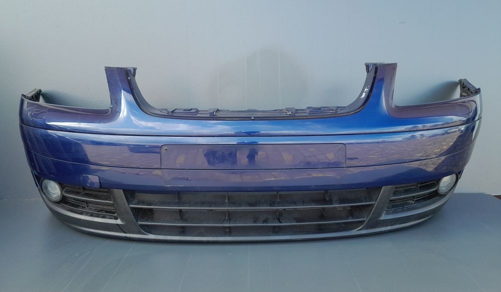 Бампер передній VW Touran 2003-2007p LB5N Бампер передний Тоуран