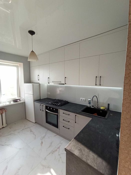 Кухні на замовлення Виготовлення меблів