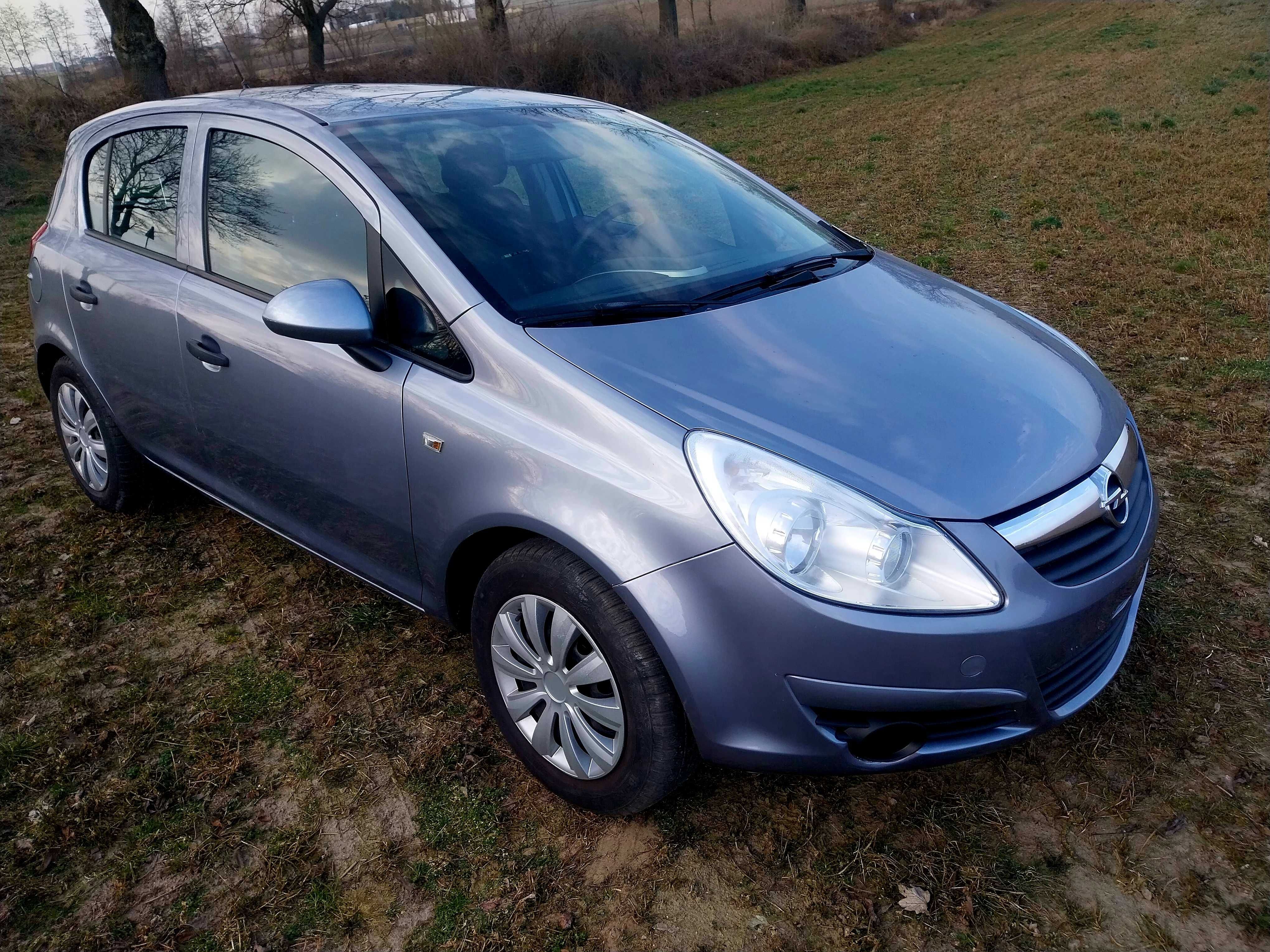 Opel corca D 1.2 b