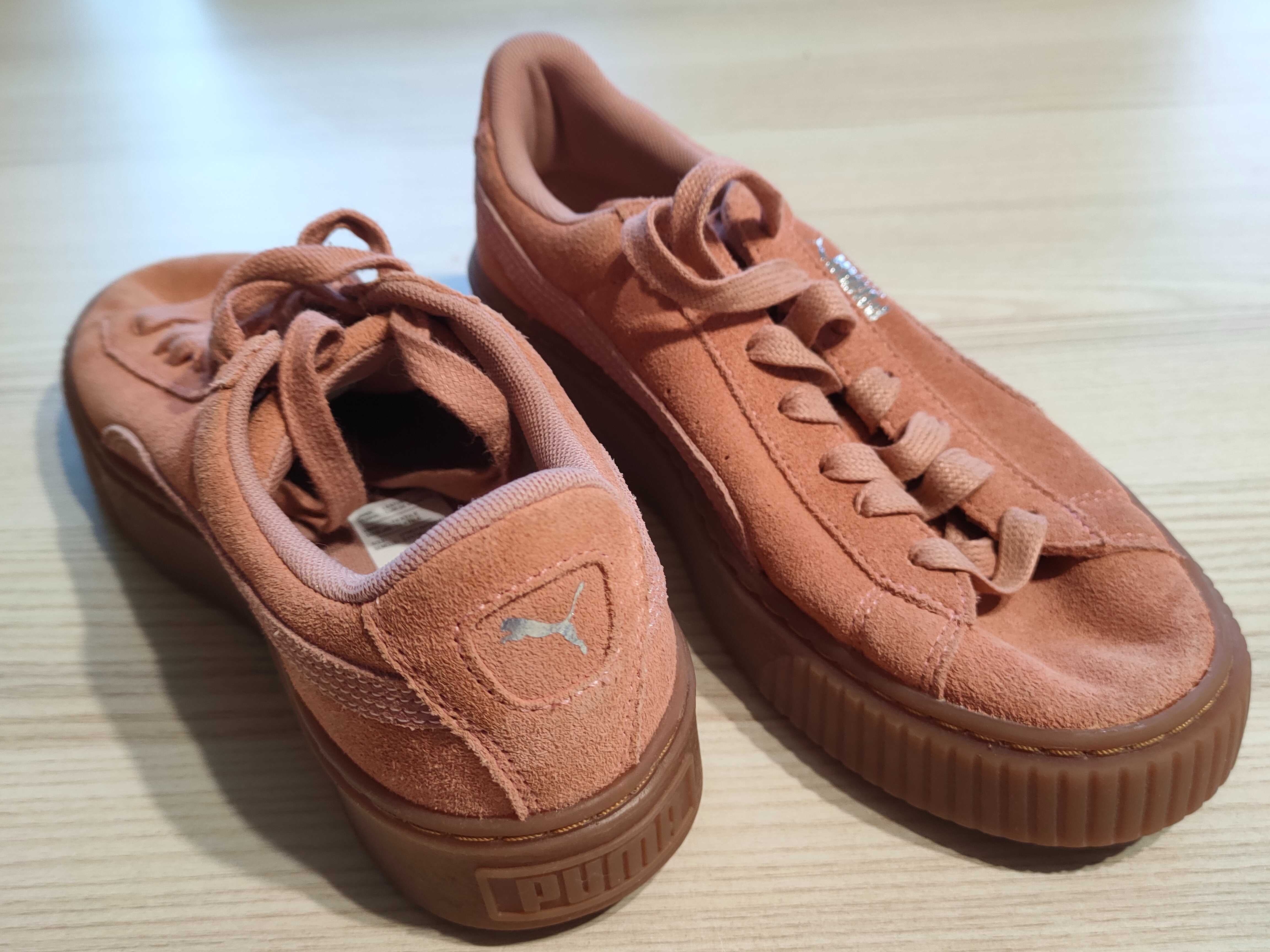 Nowe oryginalne buty Puma Suede rozm. 38, kolor łososiowy skóra