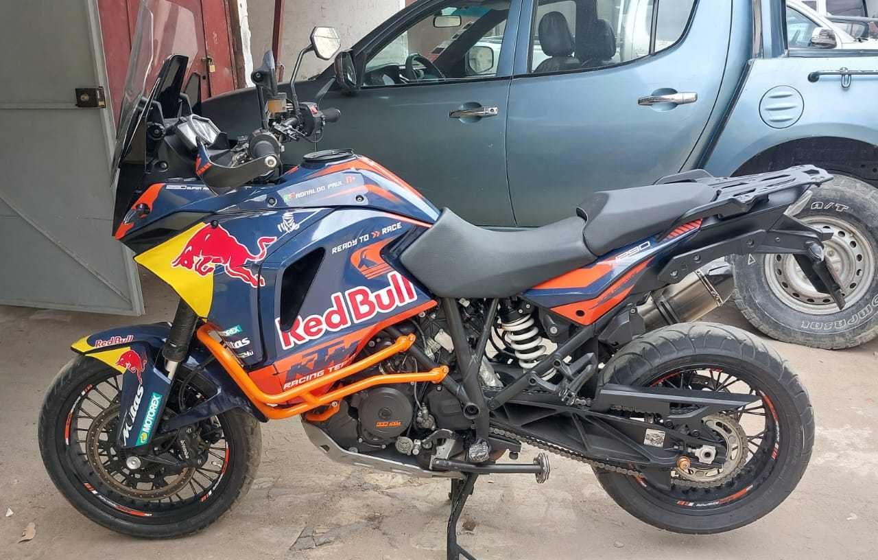 KTM Super Adventure Autocolantes e personalizações motas e malas