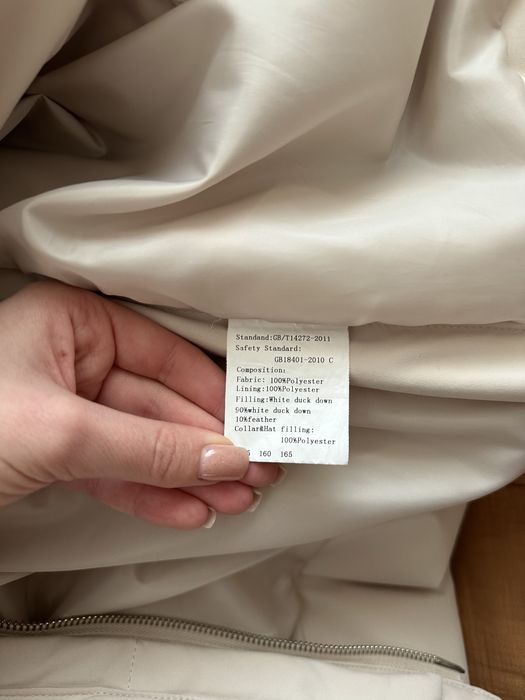 Куртка з капюшоном з натурального хутра (лама)