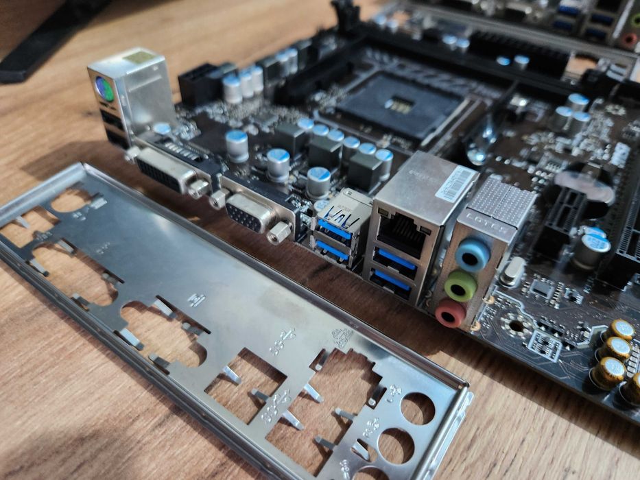 Материнські плати MSI A320M PRO — різні моделі | AM4 | Ціна за 1 шт
