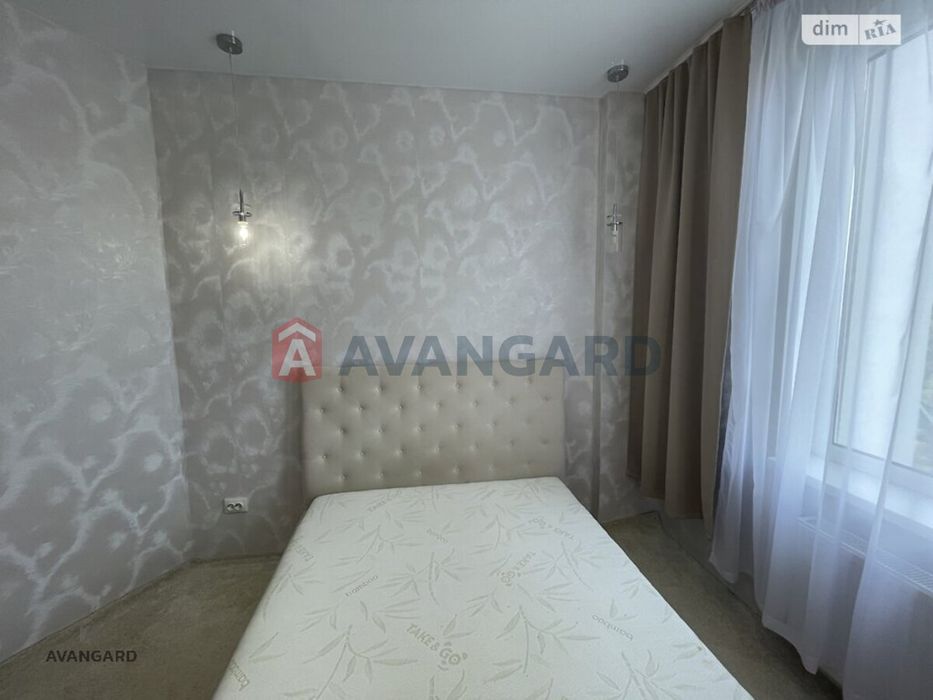 Простора квартира в Агрономічному