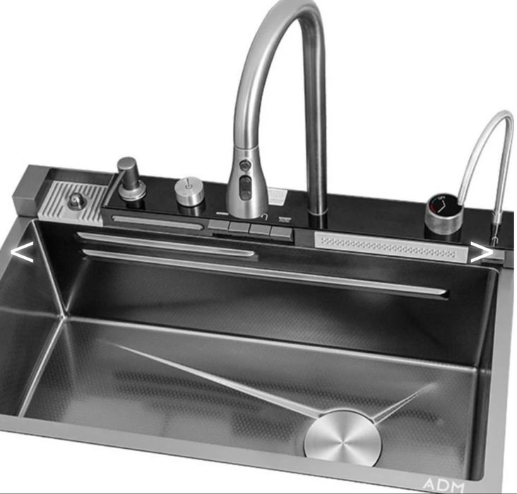 Nowy zlewozmywak jenokomorowy stalowy z ociekaczem