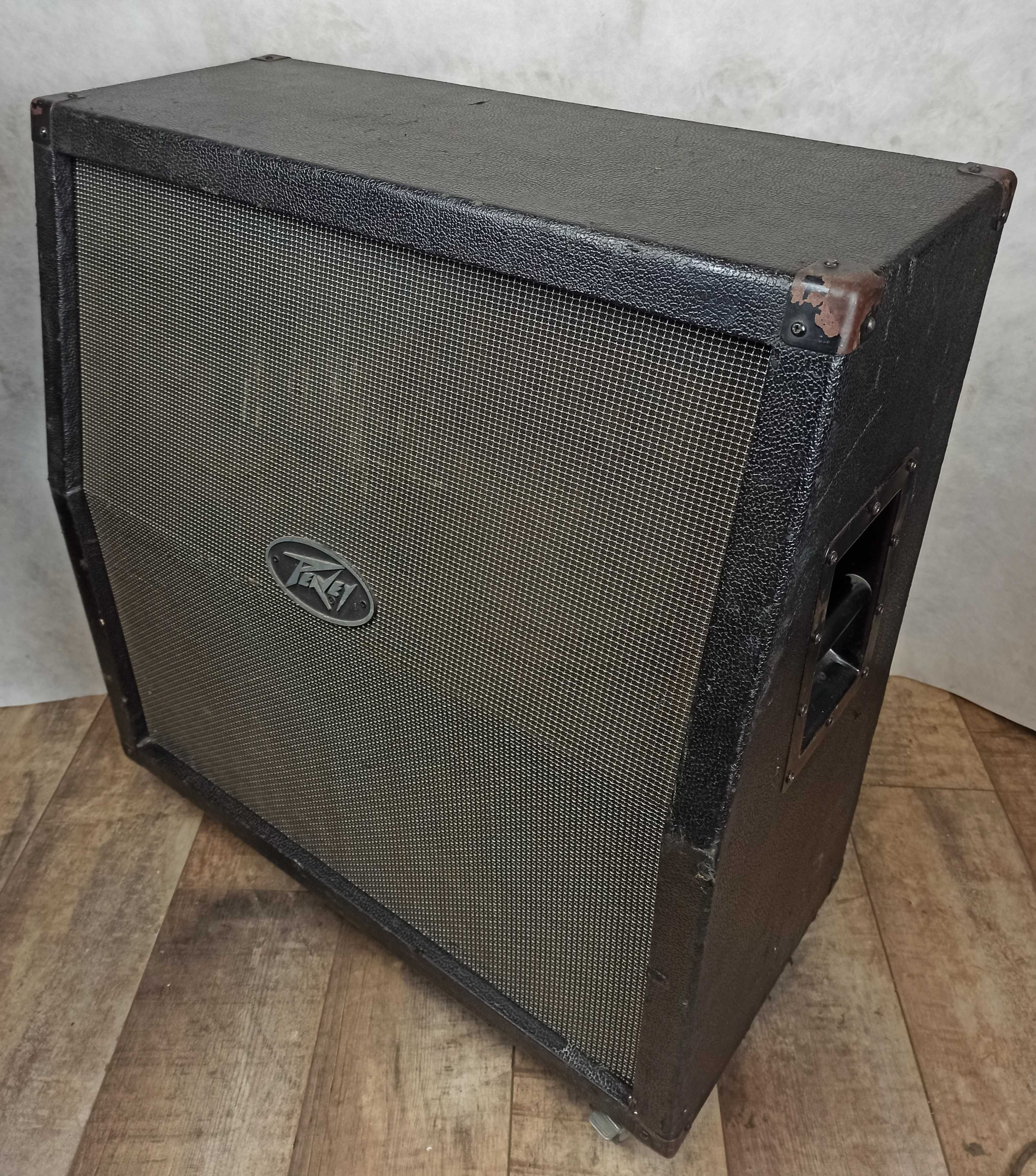 Peavey Valveking VK 412 kolumna gitarowa ścięta