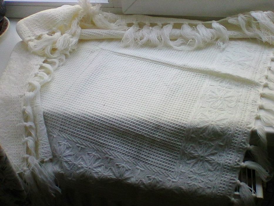 Платок женский белый