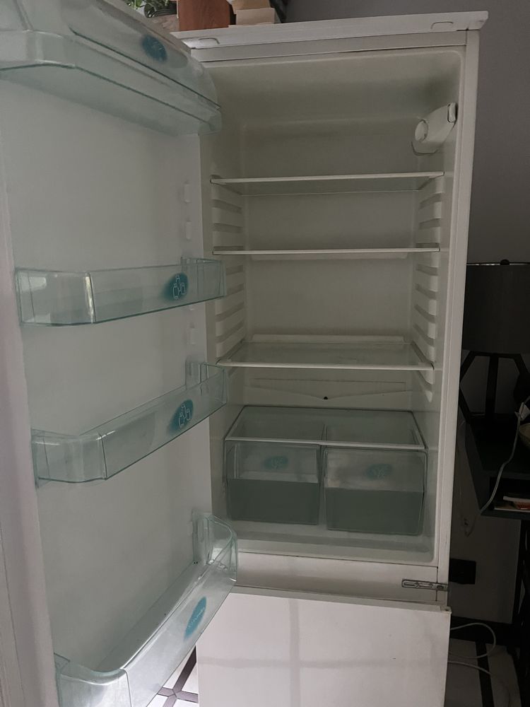 Lodówka AEG do zabudowy