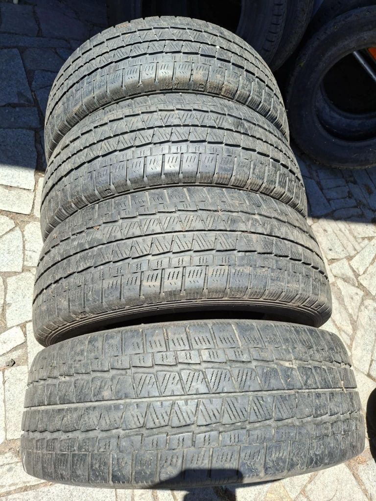 Sprzedam opony Eurowinter Falken 235/65 R16C