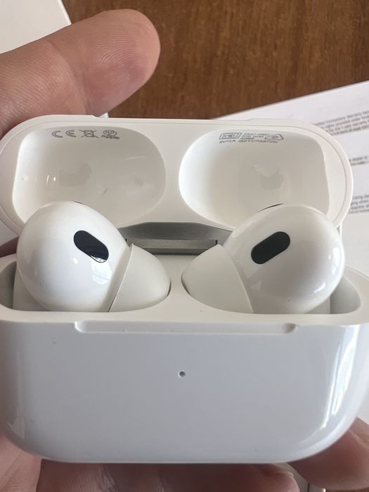 Airpods pro 2, шумоподавління,чіп airoha lux якість є опт і дроп