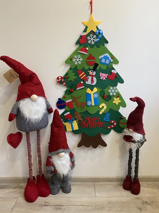 Ялинка із фетра з гірляндами