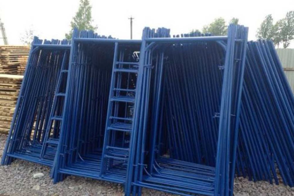 Риштування будівельне. Вишки тури. Леса строительные. Підмосток. Ліса.