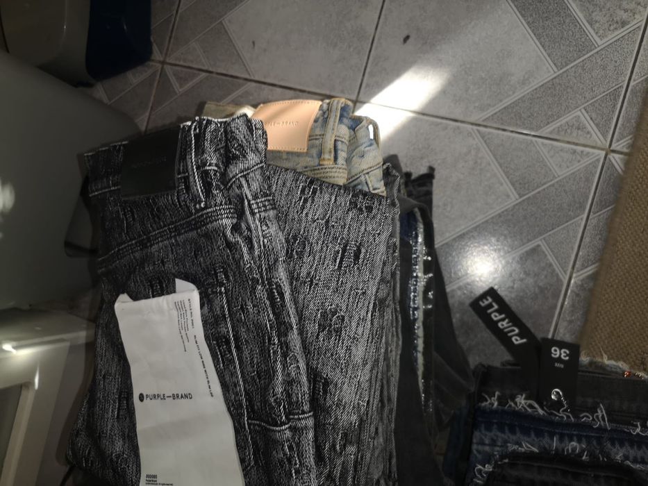 Sprzedam tanio jeansy Purple Brand