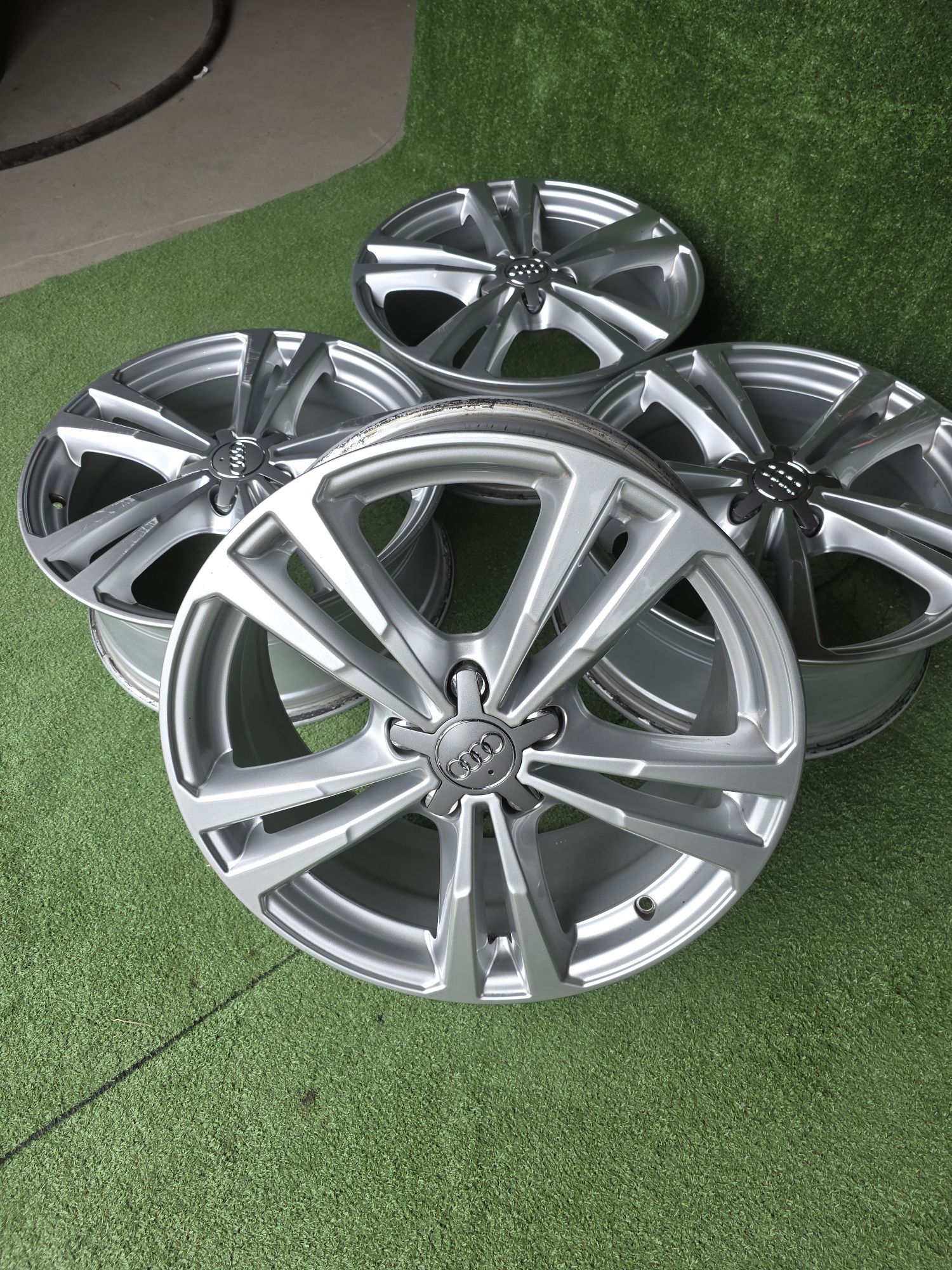 Sprzedam Alufelgi Orginalne Audi 5x112 18 A3 S3 tt